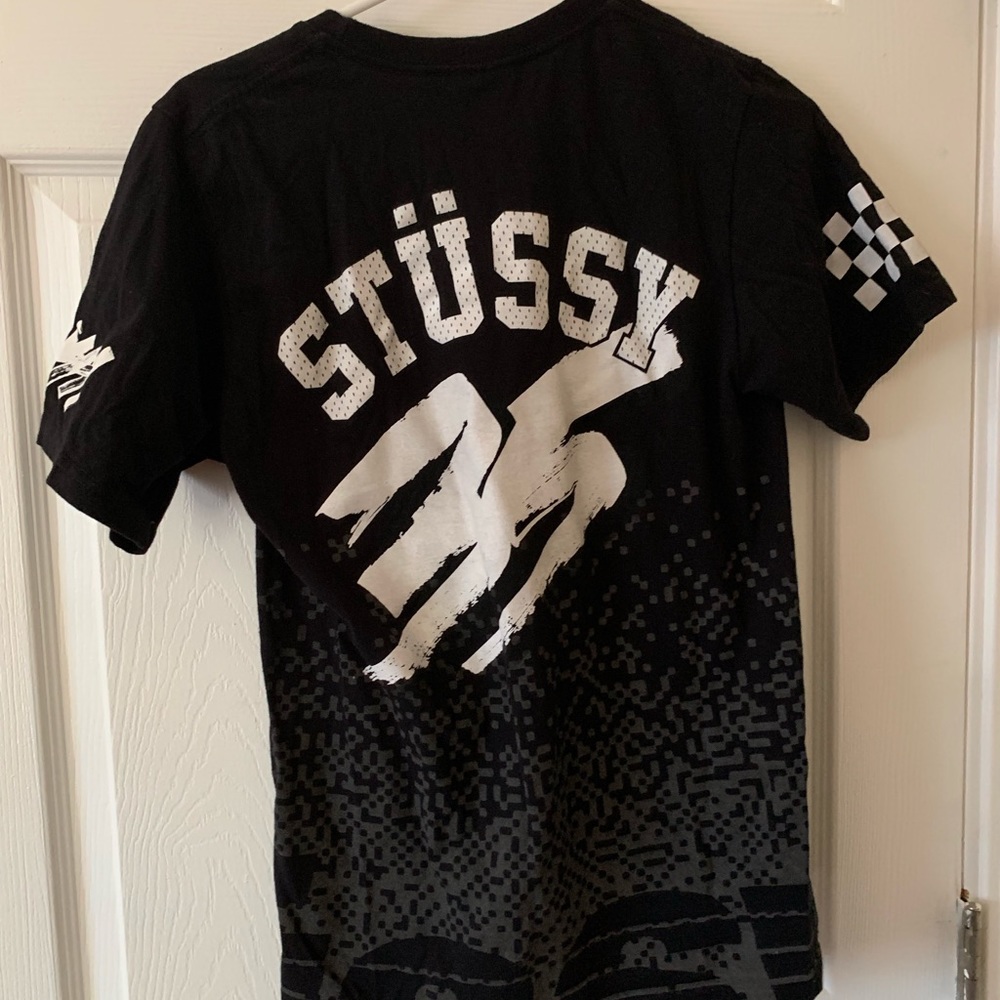 Stussy T-shirt unisex size small